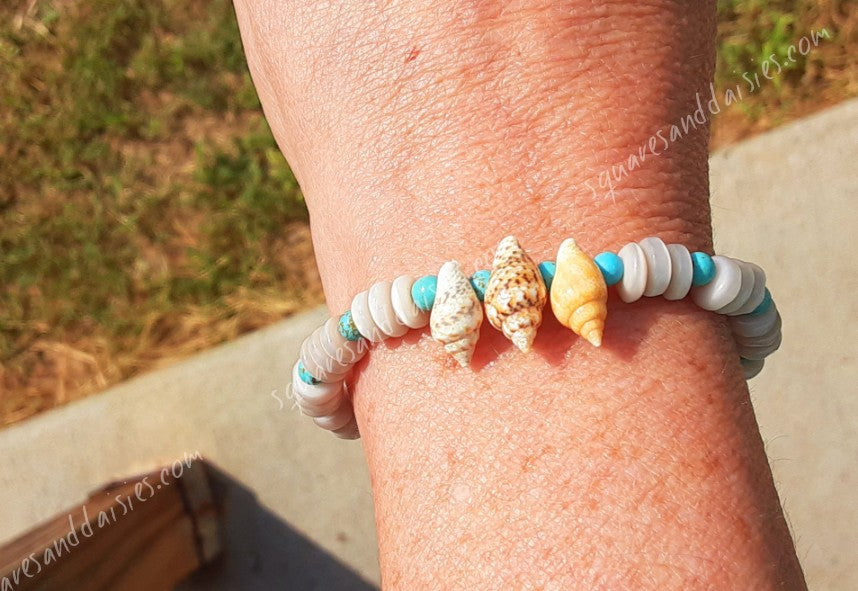 Seashells and Turquoise Stretch Bracelet